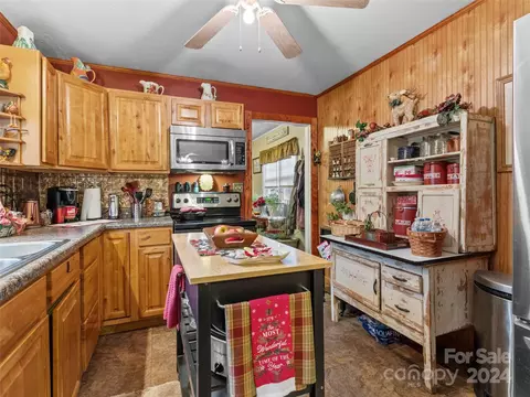 330 Old Us 19e Hwy, Spruce Pine, NC 28777 photo 9