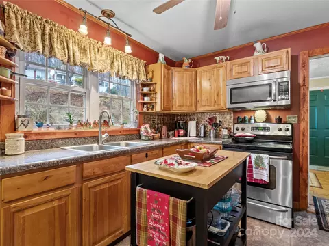 330 Old Us 19e Hwy, Spruce Pine, NC 28777 photo 10