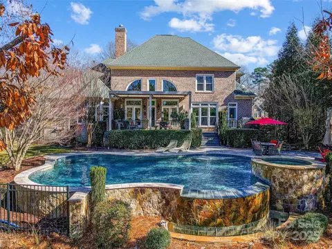 13612 Robert Walker Dr, Davidson, NC 28036