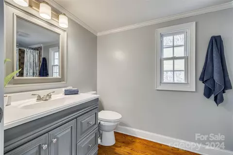 Bath - 304 Durham Rd, Stanley, NC 28164 photo 1 of 2