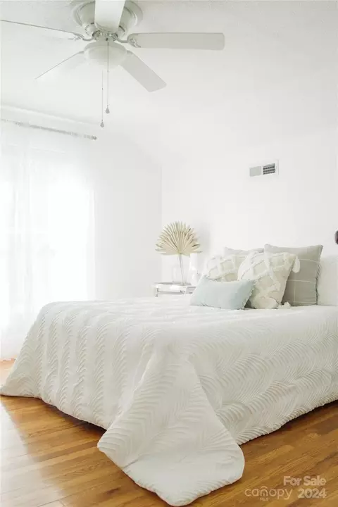 Bedroom - 1764 Dula Rd, Spruce Pine, NC 28777 photo 6 of 6