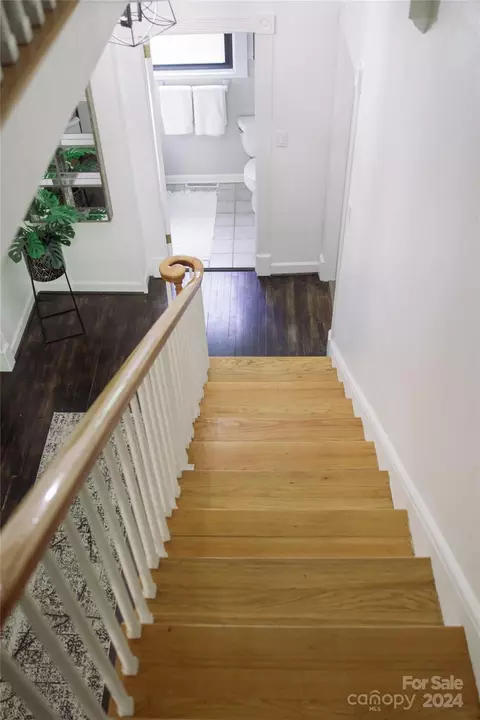 Entry Way - 1764 Dula Rd, Spruce Pine, NC 28777 photo 5 of 7
