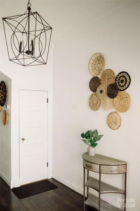 Entry Way - 1764 Dula Rd, Spruce Pine, NC 28777 photo 3 of 7