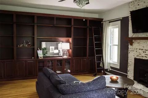 Living - 1764 Dula Rd, Spruce Pine, NC 28777 photo 2 of 2