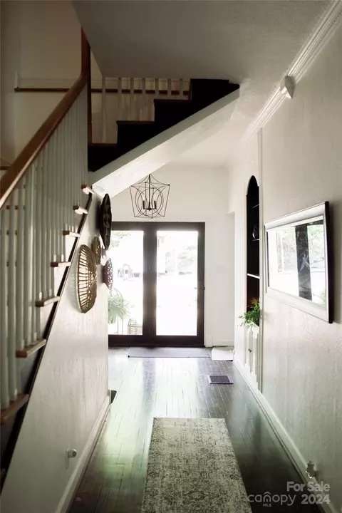 Entry Way - 1764 Dula Rd, Spruce Pine, NC 28777 photo 4 of 7
