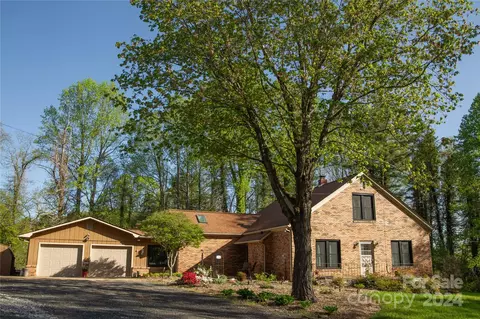 Exterior - 1764 Dula Rd, Spruce Pine, NC 28777 photo 2 of 5