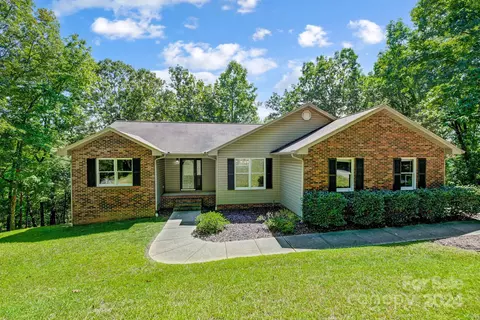 319 Harvard Dr, Albemarle, NC 28001
