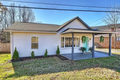 1235 Bradford Heights Rd, Gastonia, NC 28054