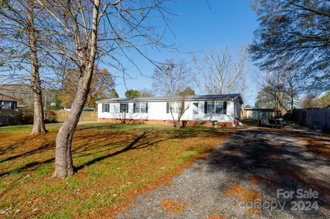 982 Daves Rd, York, SC 29745