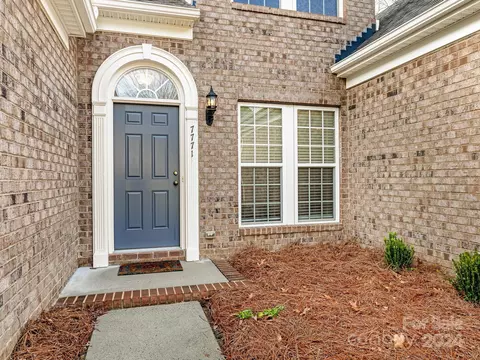 7771 Sedgebrook E Dr E, Stanley, NC 28164 photo 2