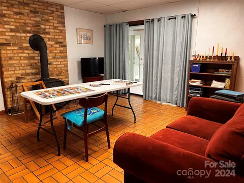 Other - 585 Nottingham Rd, Brevard, NC 28712 photo 2 of 16