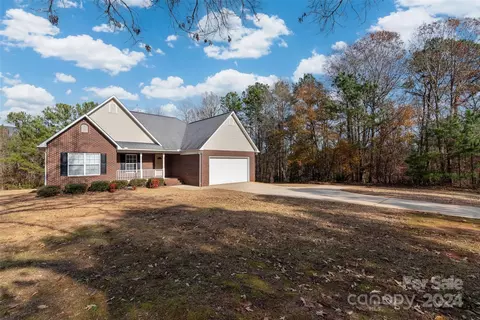 2053 Boxcar Rd, Lancaster, SC 29720 photo 2