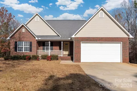 2053 Boxcar Rd, Lancaster, SC 29720