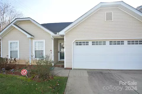 5132 Stone Park Dr, Charlotte, NC 28269
