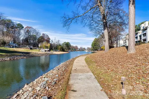20105 Henderson J Rd #J, Cornelius, NC 28031 photo 2