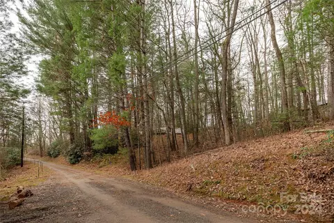 99999 Musterfield 1 Dr #1, Asheville, NC 28805