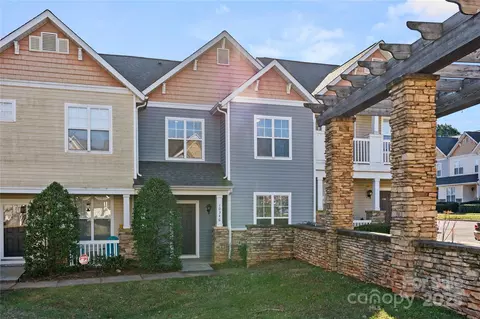 10346 Mcgoogan Ln, Charlotte, NC 28277