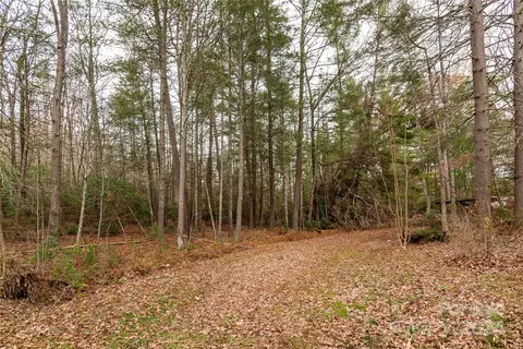 99999 Musterfield Dr, Asheville, NC 28805