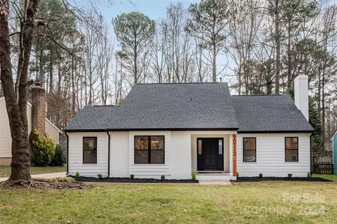 10112 Santa Fe Ln, Mint Hill, NC 28227