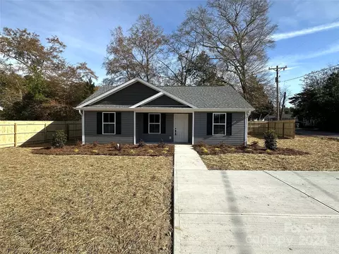 418 W Hilton St, Kershaw, SC 29067