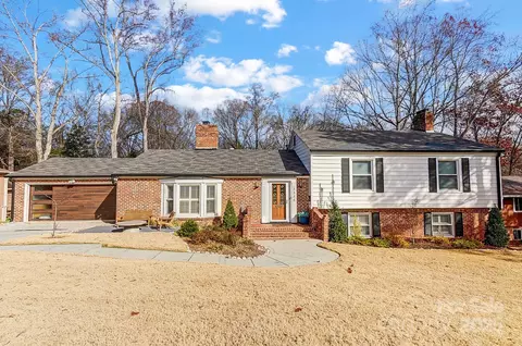 3335 Knob Hill Ct, Charlotte, NC 28210