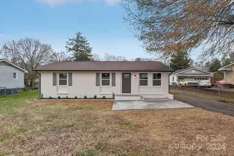 725 Shannon Bradley Rd, Gastonia, NC 28052