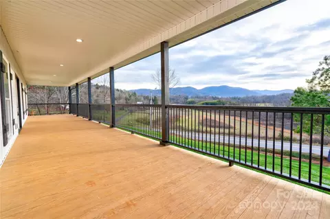Exterior - 4206 Boulder Dr, Morganton, NC 28655 photo 4 of 7