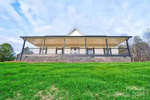 Exterior - 4206 Boulder Dr, Morganton, NC 28655 photo 1 of 7