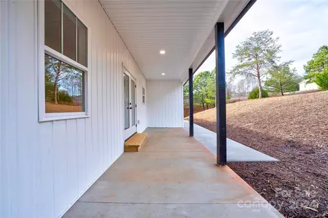 Exterior - 4206 Boulder Dr, Morganton, NC 28655 photo 7 of 7