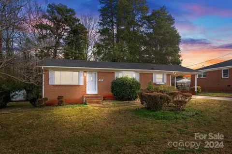 314 Moore Dr, Lexington, NC 27292