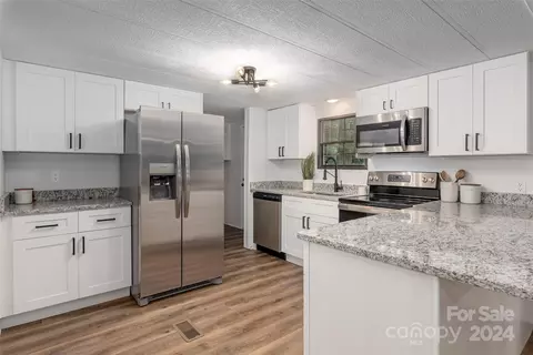 1888 Sandelwood Dr, Rock Hill, SC 29730