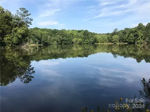 2793 Catawba 24 Rd #24, Great Falls, SC 29055