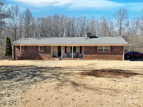 256 Bradbury Rd, Ellenboro, NC 28040