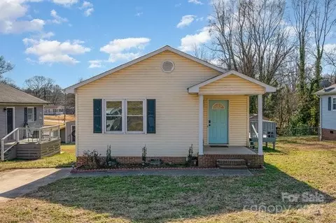 222 E Alabama Ave, Bessemer City, NC 28016