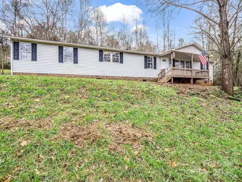 131 Marsh Dr, Mooresboro, NC 28114