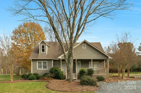 3603 Twelve Mile Creek Rd, Weddington, NC 28104