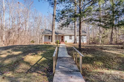 7907 Royal Ct, Waxhaw, NC 28173