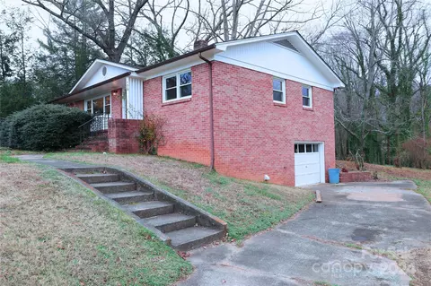 109 Fox St, Morganton, NC 28655