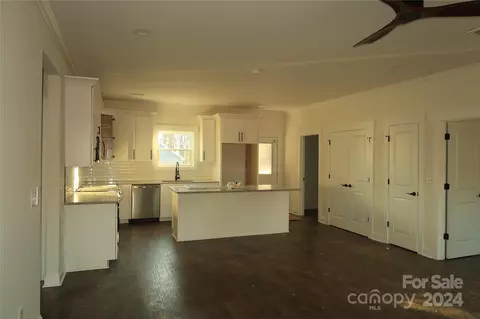 615 E Ridge Rd, Salisbury, NC 28144 photo 7
