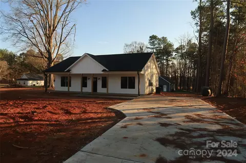615 E Ridge Rd, Salisbury, NC 28144 photo 4