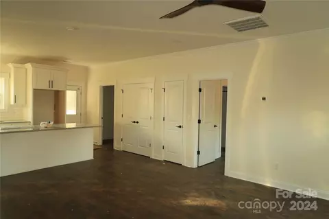 615 E Ridge Rd, Salisbury, NC 28144 photo 11