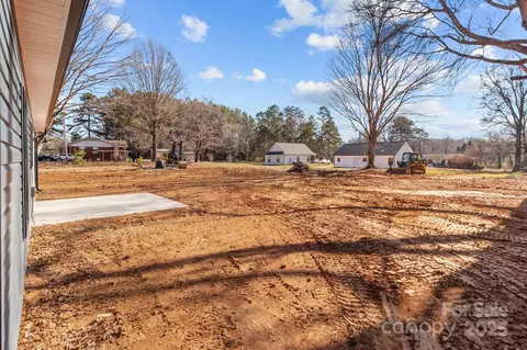 635 E Ridge Rd, Salisbury, NC 28144 photo 11
