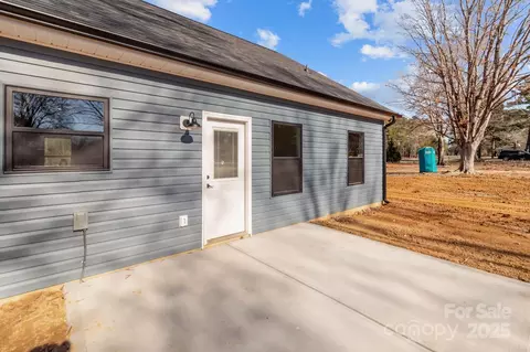 635 E Ridge Rd, Salisbury, NC 28144 photo 10