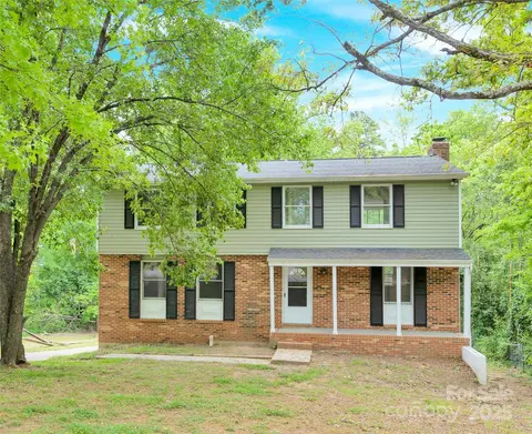 9106 Nash Ave, Charlotte, NC 28213