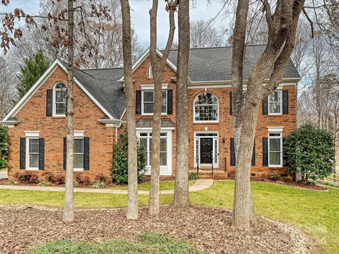116 Lockerbie Ln, Mooresville, NC 28115
