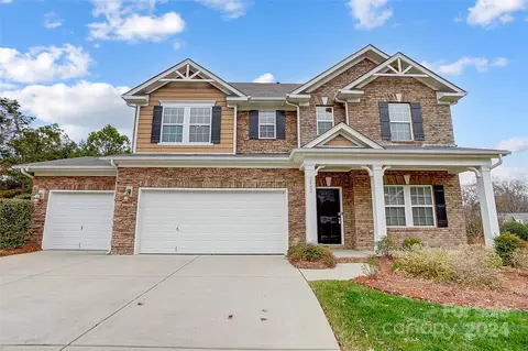 3642 Savannah Hills Dr, Matthews, NC 28105
