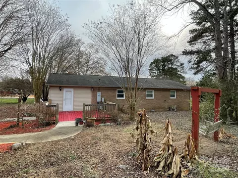 3295 Cimmeron Rd, Lancaster, SC 29720 photo 3