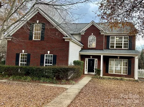 2001 Sentinel Dr, Indian Trail, NC 28079