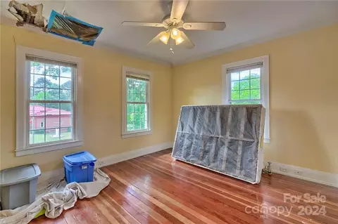 Bedroom - 402 E Arch St, Lancaster, SC 29720 photo 9 of 9