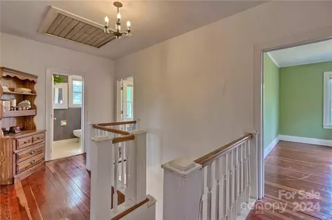 Entry Way - 402 E Arch St, Lancaster, SC 29720 photo 4 of 4